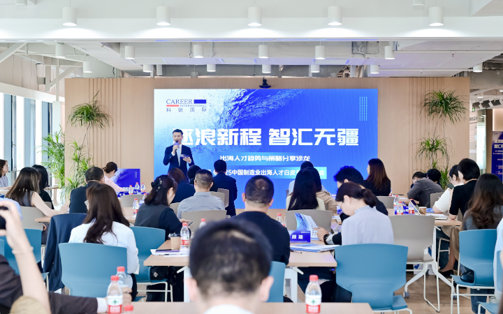 ������Դ��˾���Ρ�(�й���)�����ٷ���վ-YY SPORTS�����ݾ��г����˲�������ս�Է���ɳ��������ҵ�ڳ��������л�������������Դ������ս������ƻ�